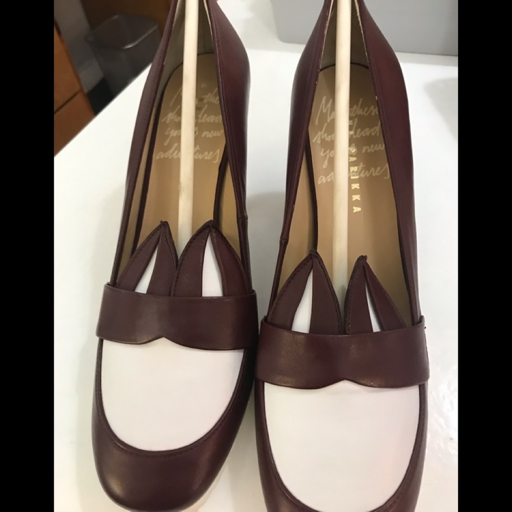 Minna Parrika’s “Sylvester” shoe in wine/white